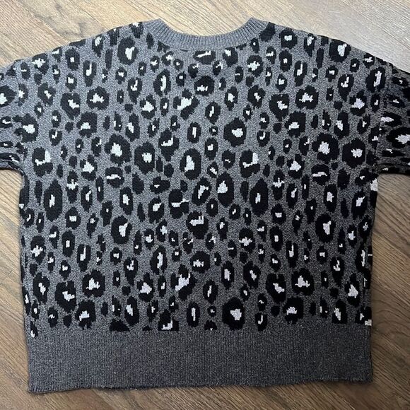 Lucky Brand Ladies Slouchy Crewneck Sweater Spotted Animal Cheetah Leopard Print - Picture 7 of 8